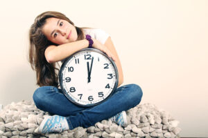 girl with clock